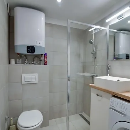 Helios Downtown Arthur *