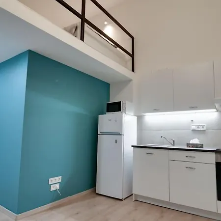 Helios Downtown Arthur מלון